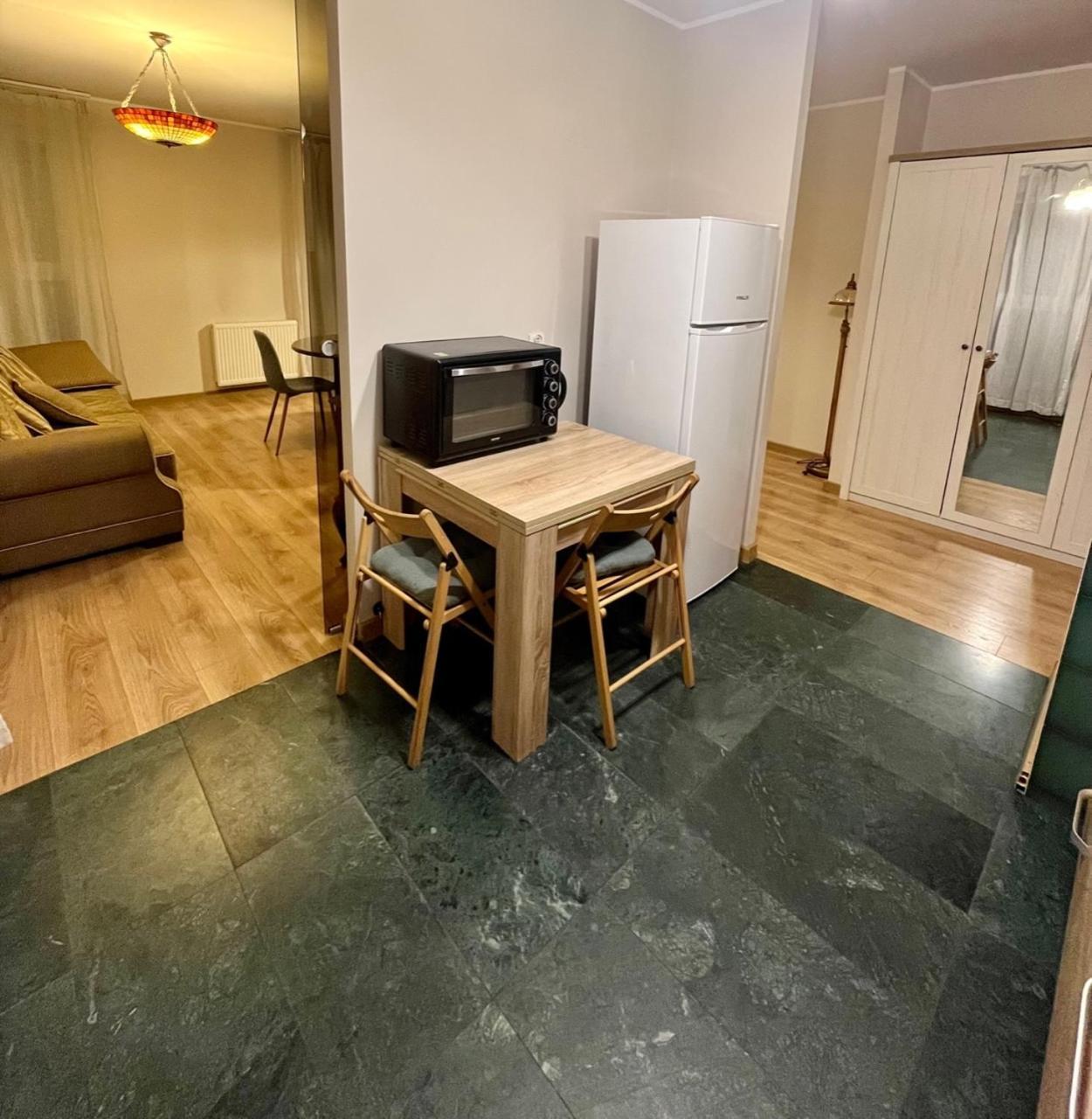 Oldtown Retro Apartment By Marina With Balcony For 6 People Γκντανσκ Εξωτερικό φωτογραφία
